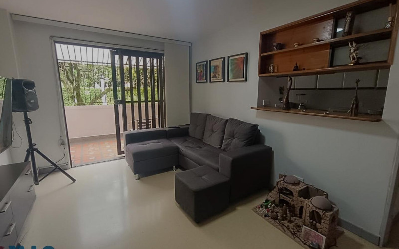 Apartamento en Medellín en Los Colores