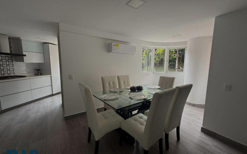 Apartamento en Medellín en Las Lomas Nº 2