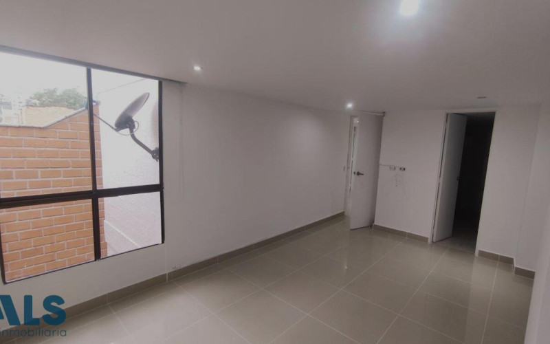 Apartamento en Medellín en Los Colores