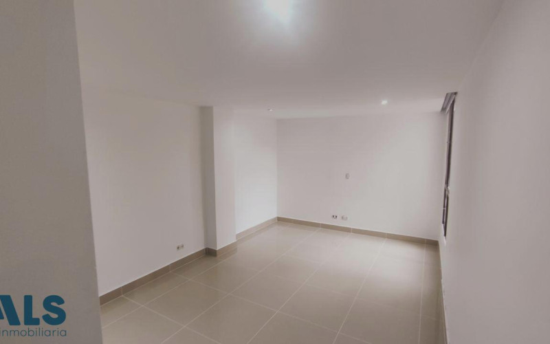 Apartamento en Medellín en Los Colores