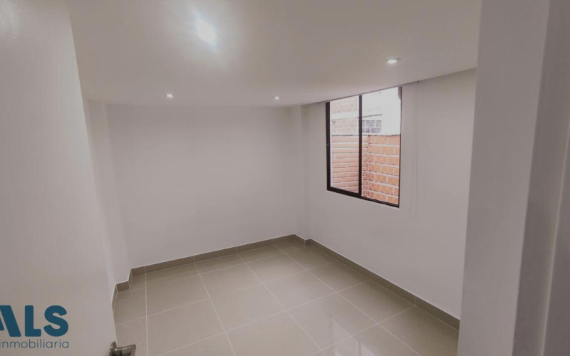 Apartamento en Medellín en Los Colores