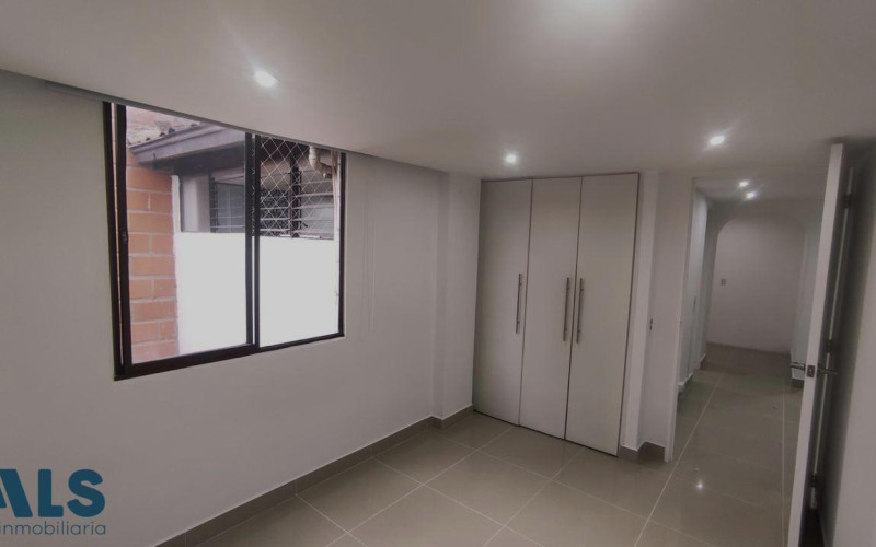 Apartamento en Medellín en Los Colores