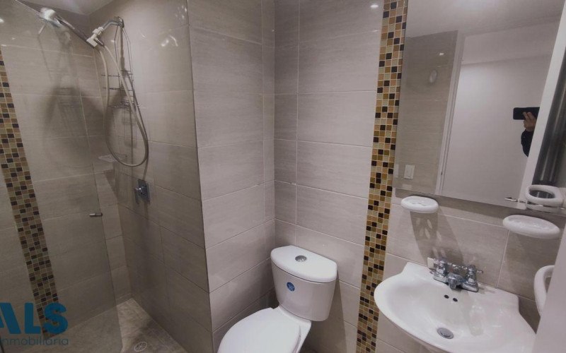 Apartamento en Medellín en Los Colores