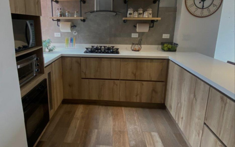 Apartamento en Medellín en Las Lomas Nº 2