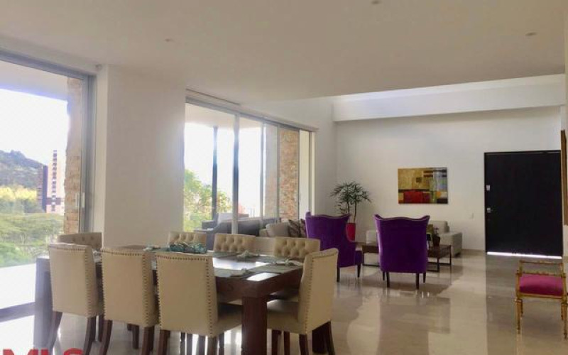 Casa en Medellín en Las Palmas
