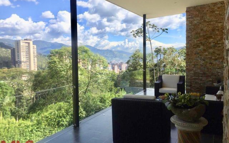 Casa en Medellín en Las Palmas