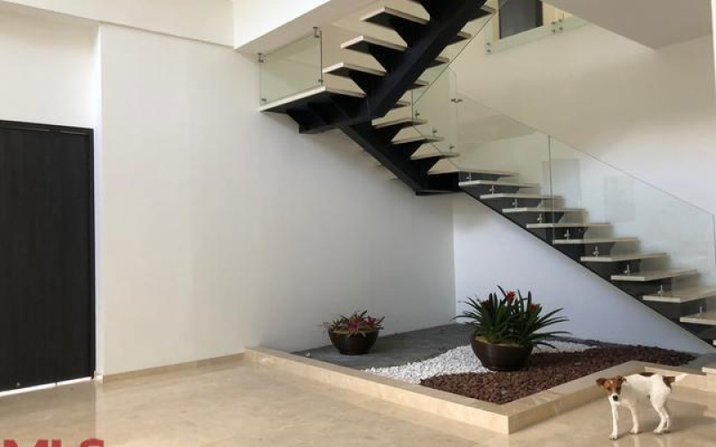 Casa en Medellín en Las Palmas