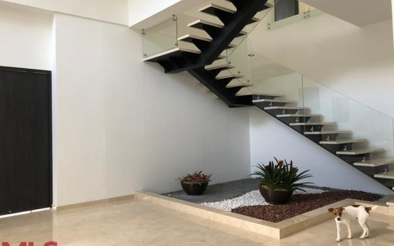 Casa en Medellín en Las Palmas