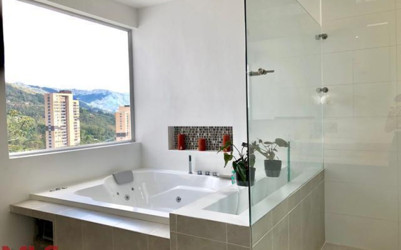Casa en Medellín en Las Palmas