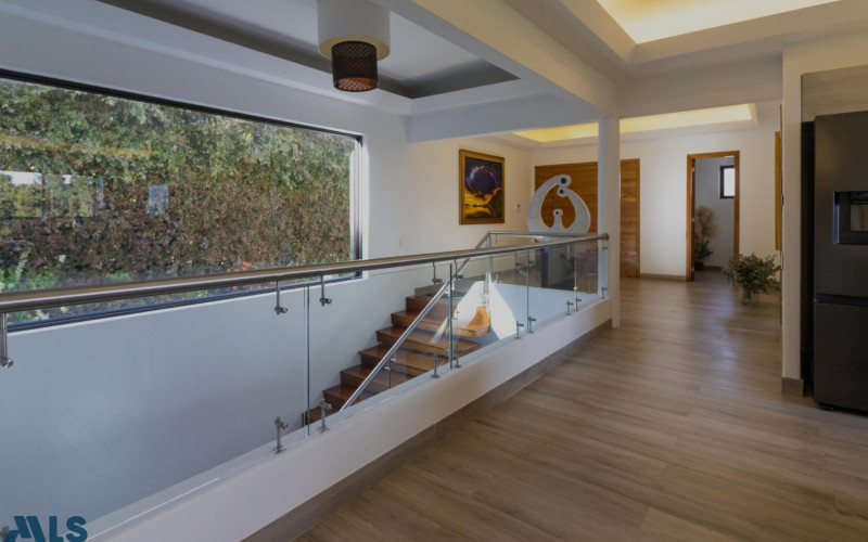 Casa en Envigado en Alto de las Palmas