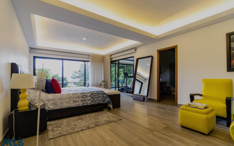 Casa en Envigado en Alto de las Palmas