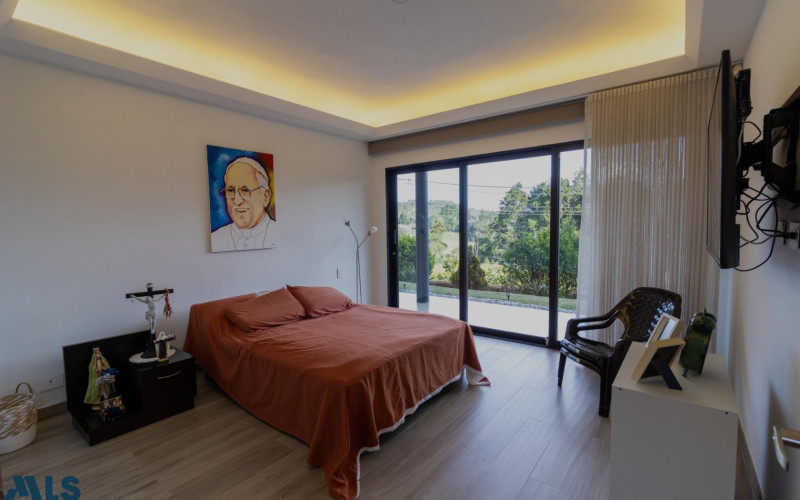 Casa en Envigado en Alto de las Palmas