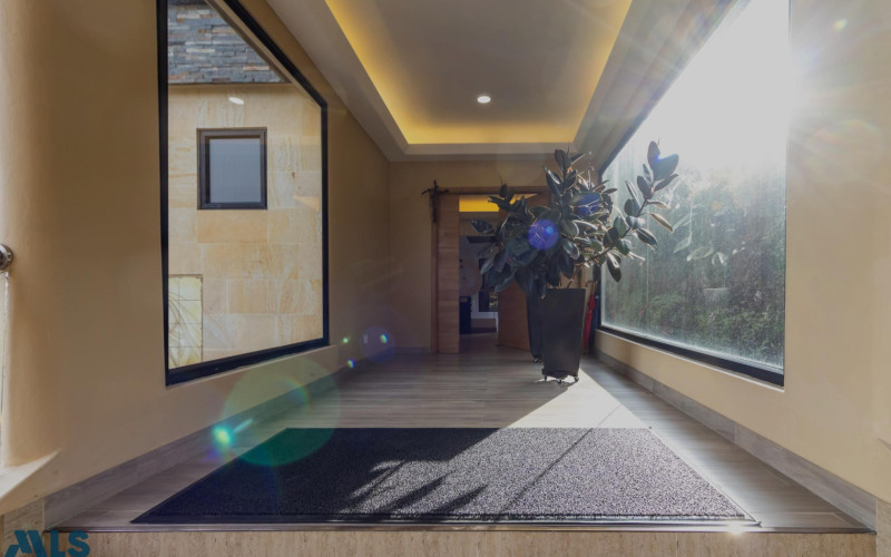 Casa en Envigado en Alto de las Palmas