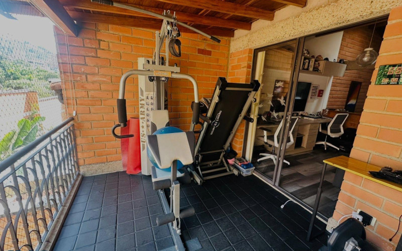 Casa en Envigado en Loma de Las Brujas