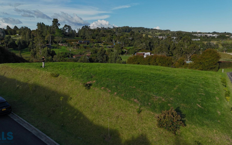Lote Residencial en Envigado en Alto de las Palmas