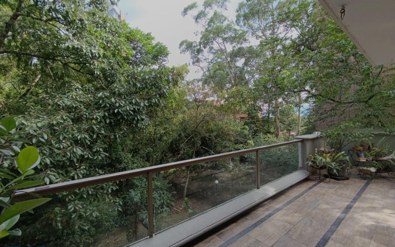 Apartamento en Medellín en Las Lomas Nº 1