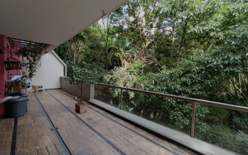 Apartamento en Medellín en Las Lomas Nº 1