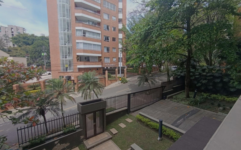 Apartamento en Medellín en Las Lomas Nº 1