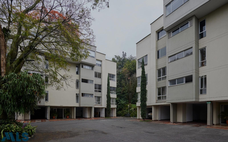 Apartamento en Medellín en El Tesoro