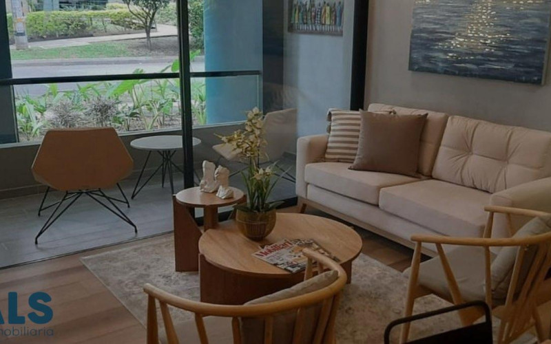 Apartamento en Medellín en Los Colores
