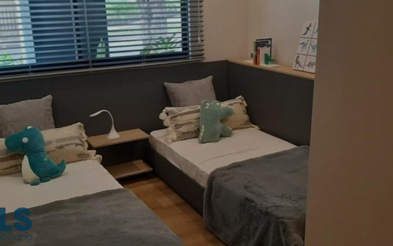 Apartamento en Medellín en Los Colores