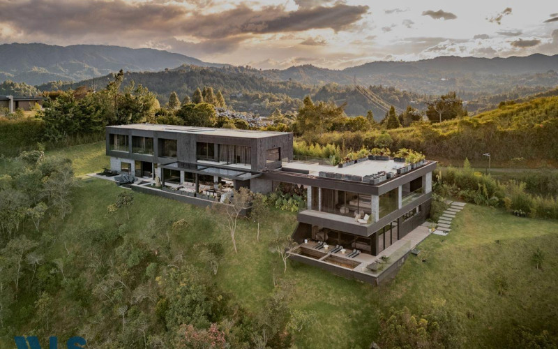 Casa en El Retiro en V. Carrizales