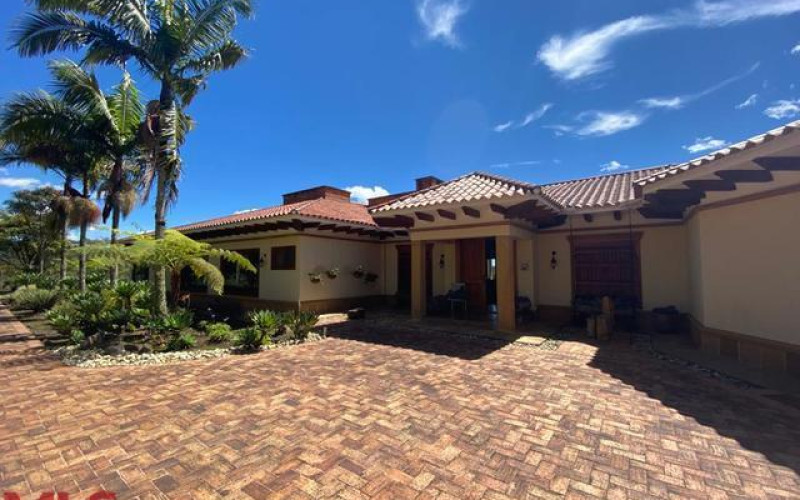 Casa en Rionegro en V. Pontezuela