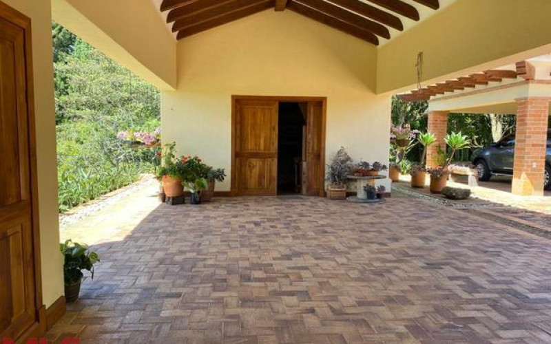 Casa en Rionegro en V. Pontezuela