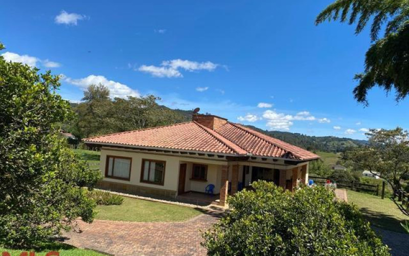Casa en Rionegro en V. Pontezuela