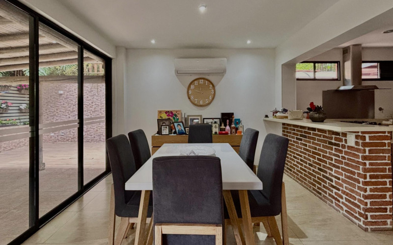 Casa en Medellín en Los Naranjos