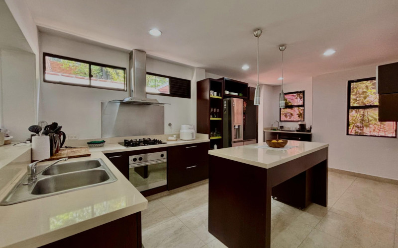 Casa en Medellín en Los Naranjos