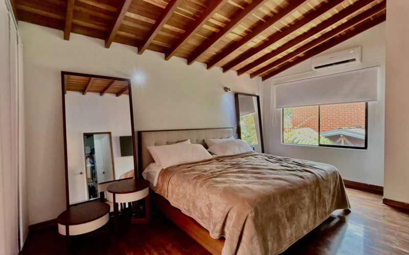 Casa en Medellín en Los Naranjos