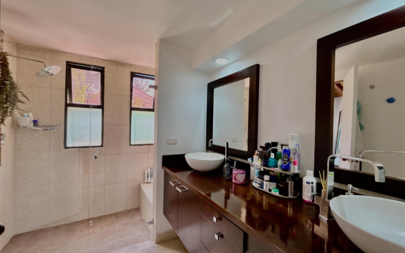 Casa en Medellín en Los Naranjos