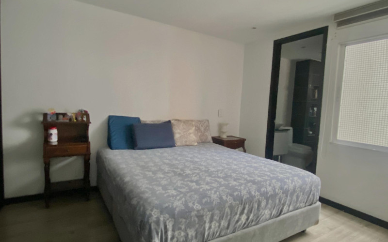 Apartamento en Medellín en Laureles