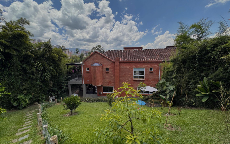 Casa en Medellín en El Poblado