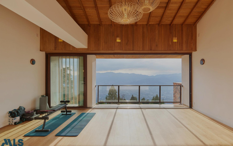 Casa en Medellín en Las Palmas