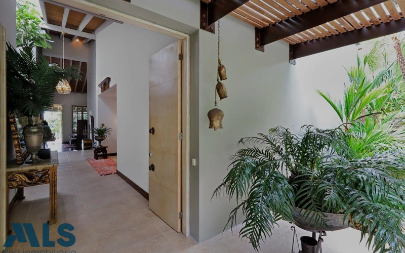 Casa en Envigado en Loma del Escobero