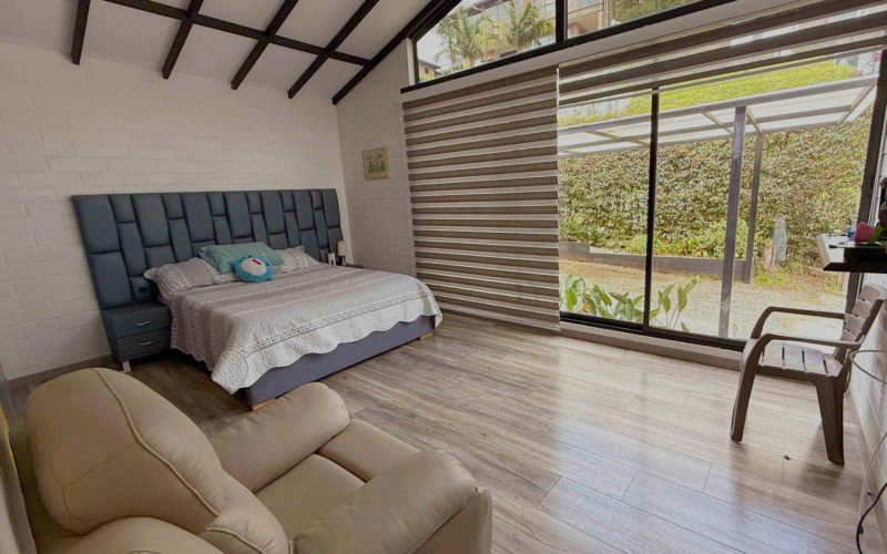 Casa en Envigado en Alto del escobero (Envigado)