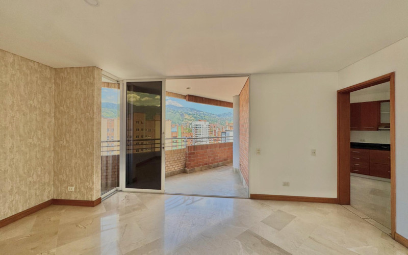 Apartamento en Medellín en Laureles