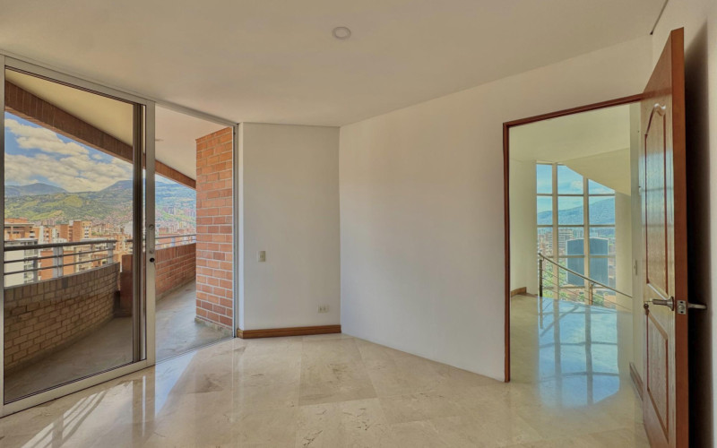 Apartamento en Medellín en Laureles