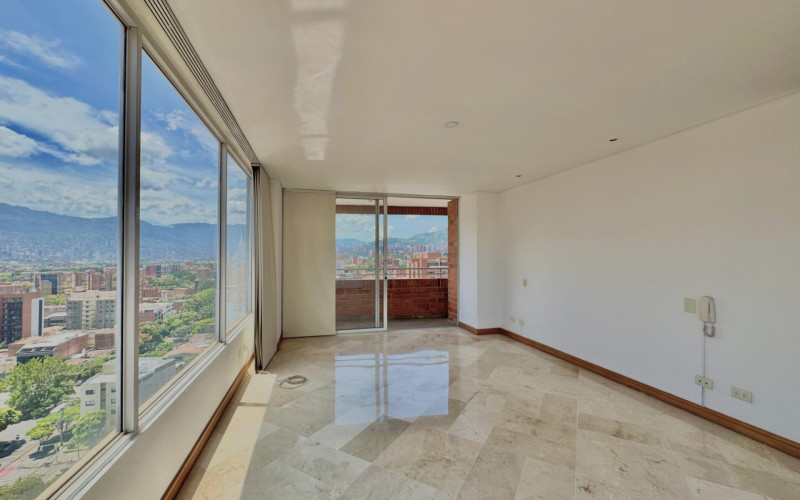 Apartamento en Medellín en Laureles