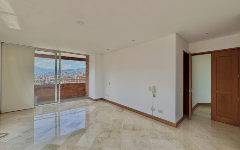 Apartamento en Medellín en Laureles