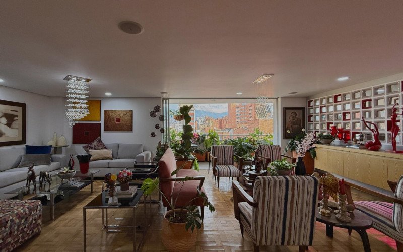 Apartamento en Medellín en Laureles