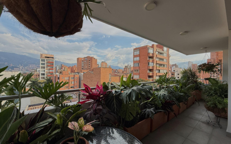 Apartamento en Medellín en Laureles