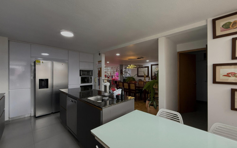 Apartamento en Medellín en Laureles