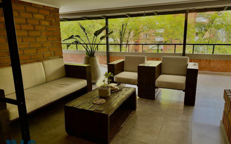 Apartamento en Medellín en El Tesoro