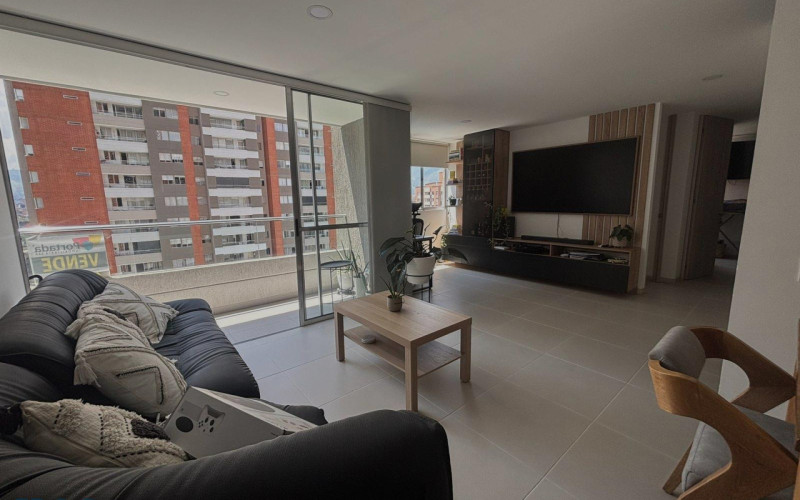 Apartamento en Medellín en Los Colores