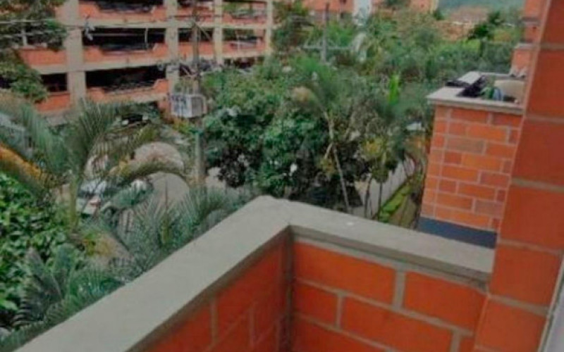 Apartamento en Medellín en Los Colores