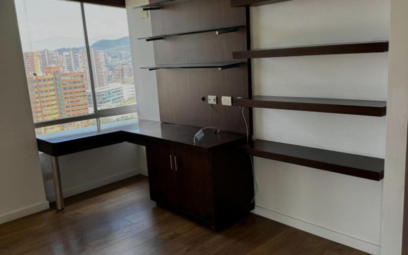 Apartamento en Medellín en El Tesoro