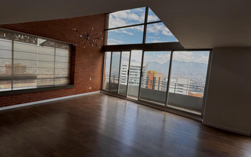 Apartamento en Medellín en El Tesoro